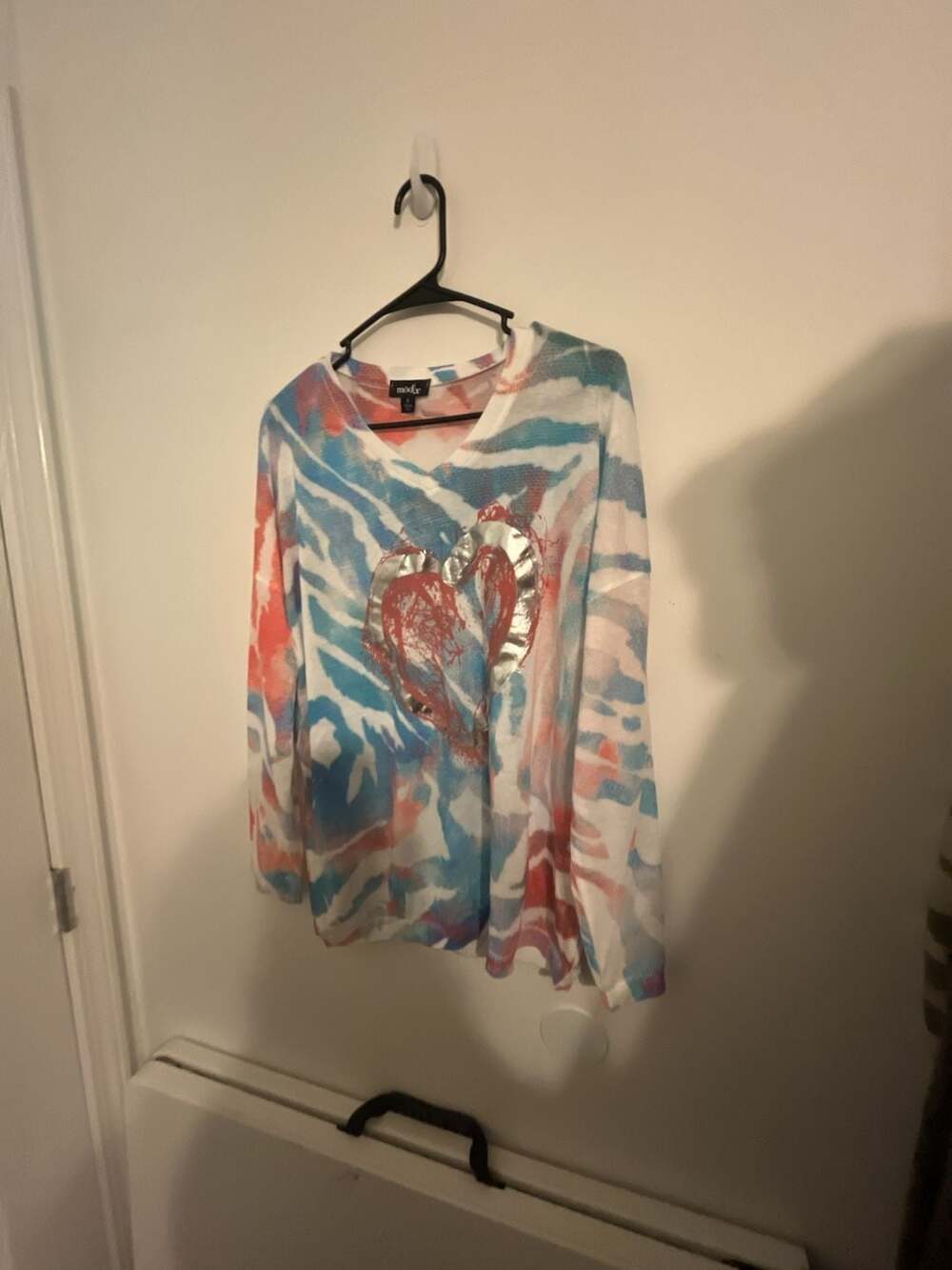 mōd|x Women's V-Neck Long Sleeve Tie-Dye Print Sweater with Metallic Heart Graph